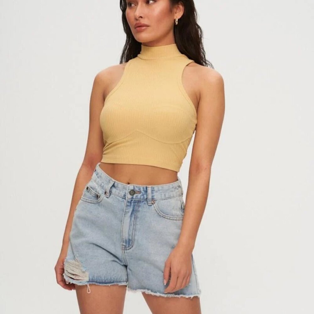 Kuwallatee Sleeveless Mock-Neck Tank Anise Flower M